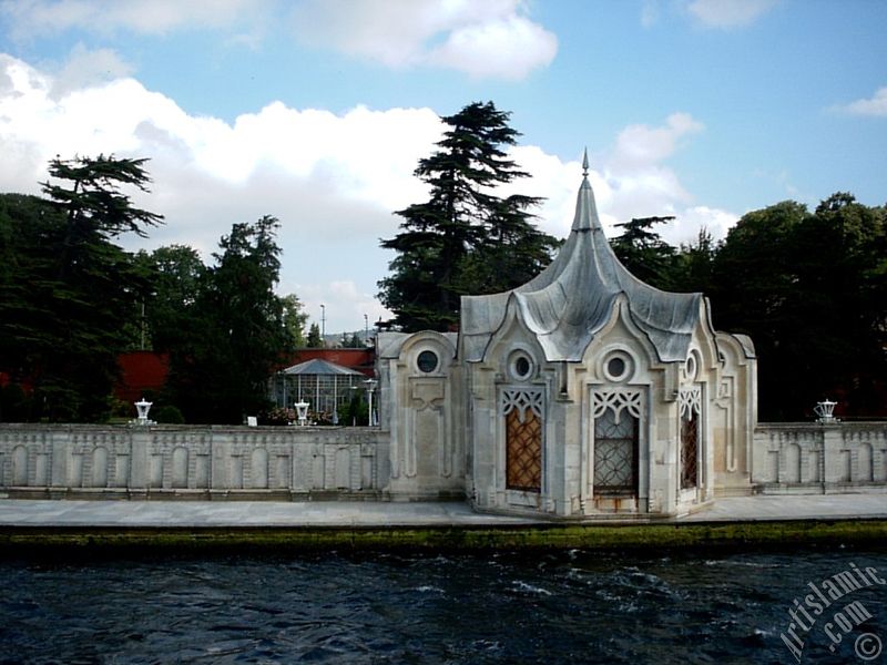 Denizden Beylerbeyi Saray�na bak��.
